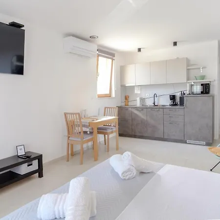 Guest house Complex 50 Meters To The Sea Pirovac