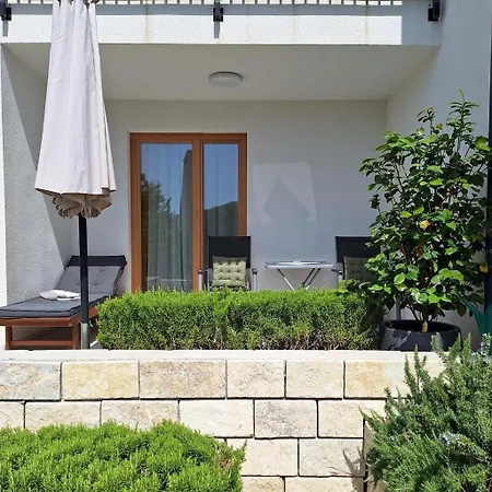 Guest house Complex 50 Meters To The Sea Pirovac