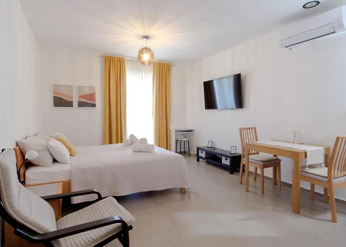 Complex 50 Meters To The Sea Pirovac