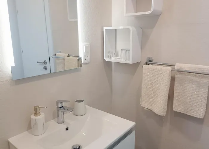 Complex 50 Meters To The Sea Affittacamere